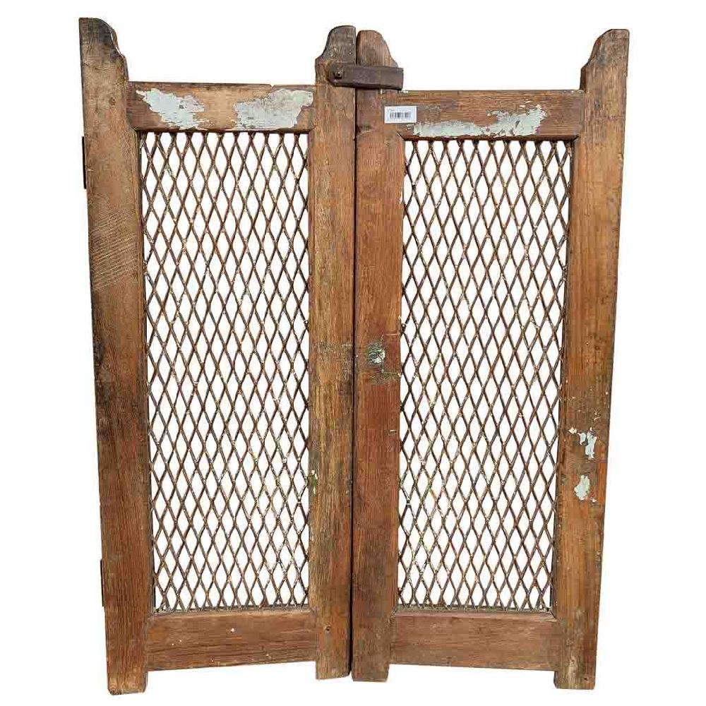 Creaciones meng MUEBLE - PUERTAS Y VENTANAS - puerta de madera marrón con acabado artesanal En línea