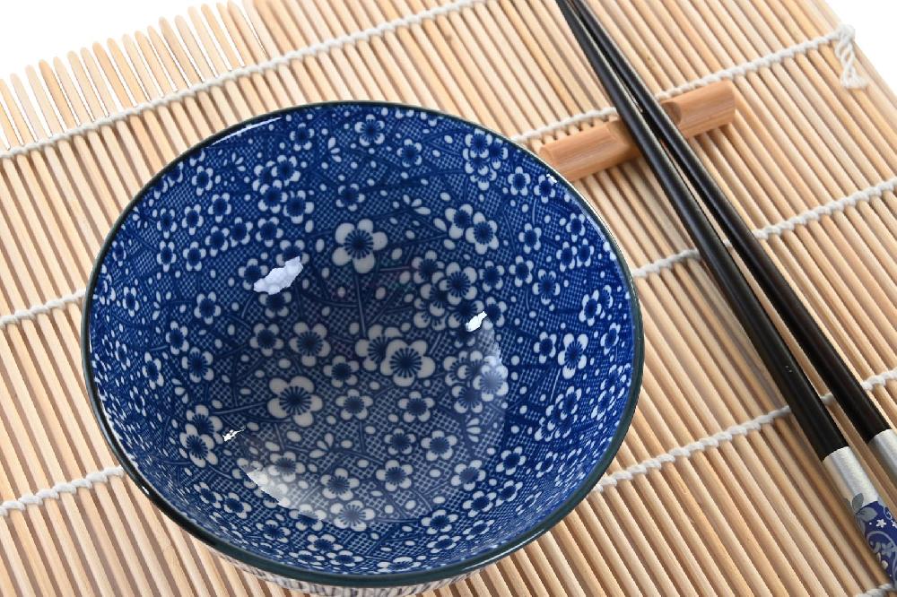 Dekodonia SET SUSHI BAMBÚ Y GRES NEGRO PARA CUATRO Oferta especial
