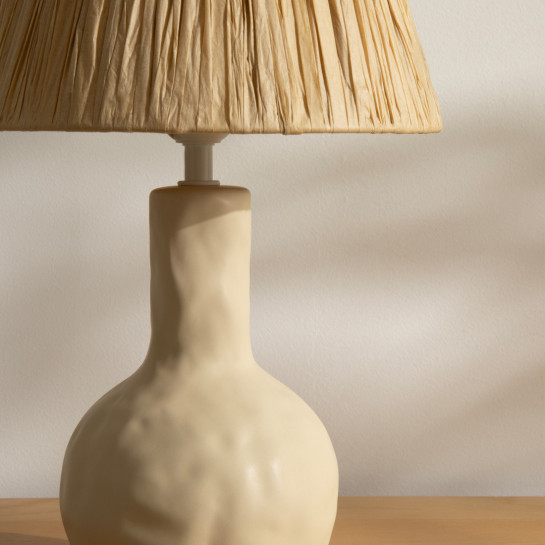 kenay home Lámpara de sobremesa beige pequeña Precio ultrabajo