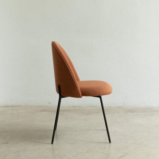 kenay home Silla tapizada terracota Último día