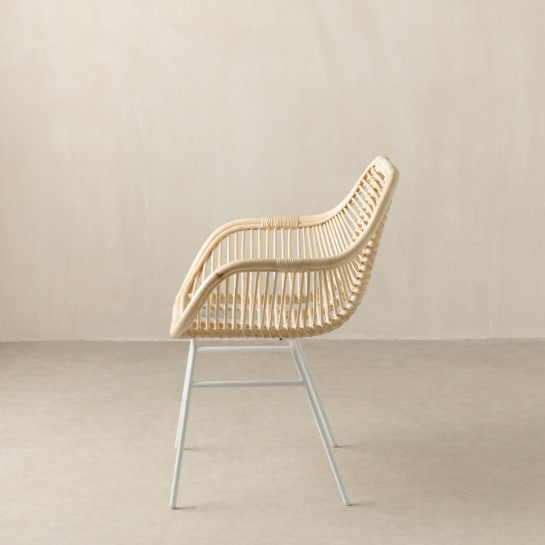 kenay home Sillón de ratán patas blancas Oferta especial