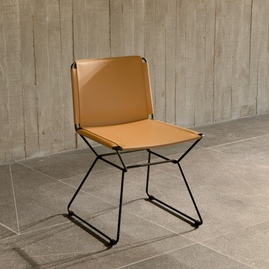 kenay home Silla piel camel 2025
