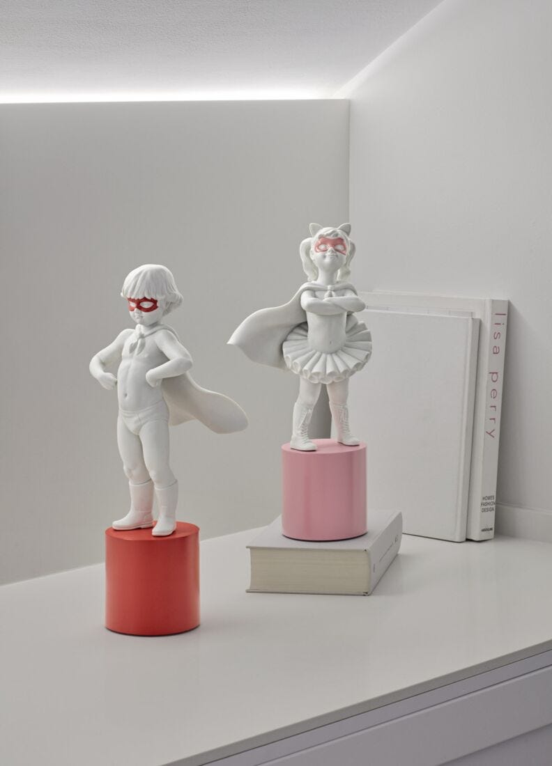 lladro Figura Niña Soy una superheroína Oferta exclusiva