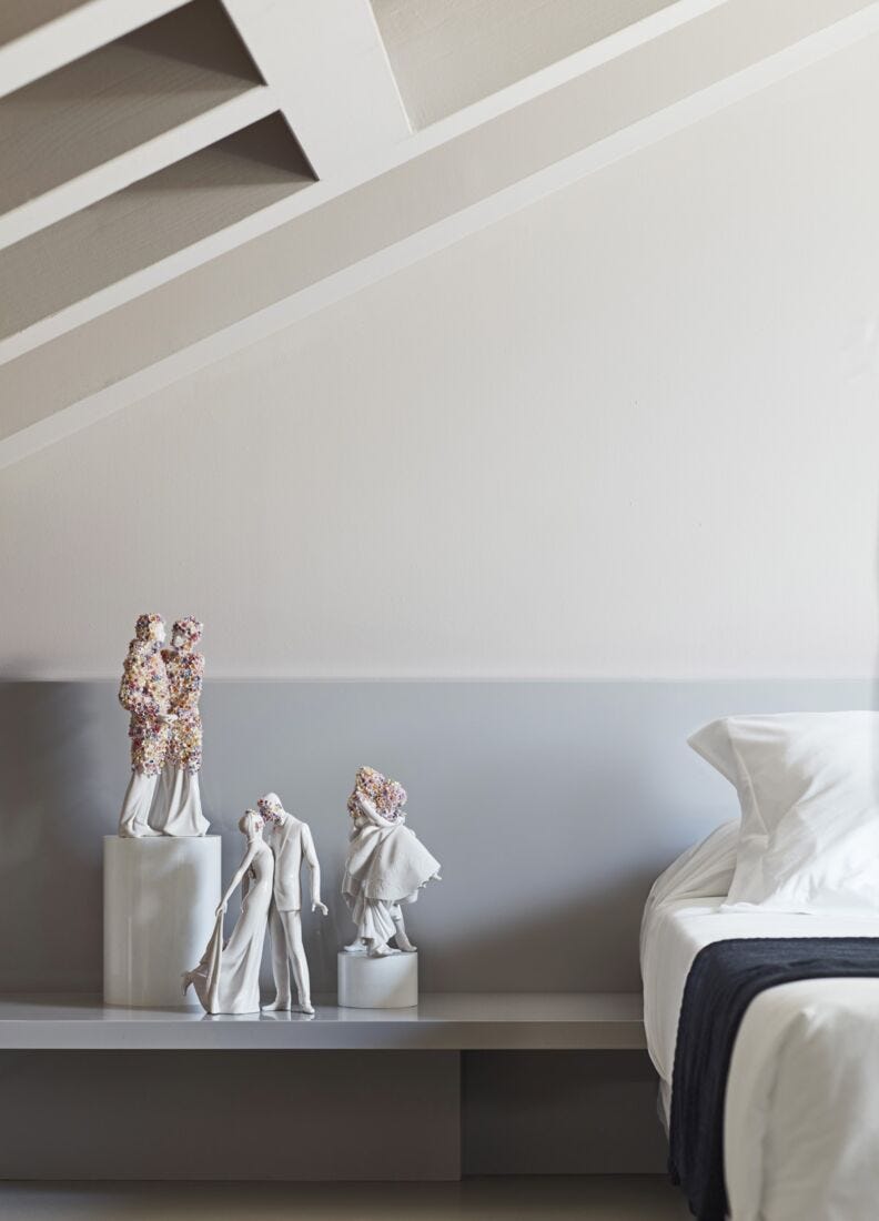 lladro Escultura Amor III (flores) Venta caliente