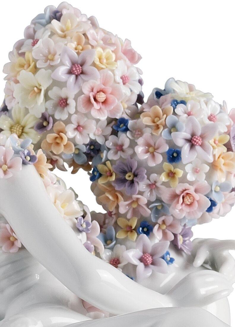lladro Escultura Amor II (flores) En oferta