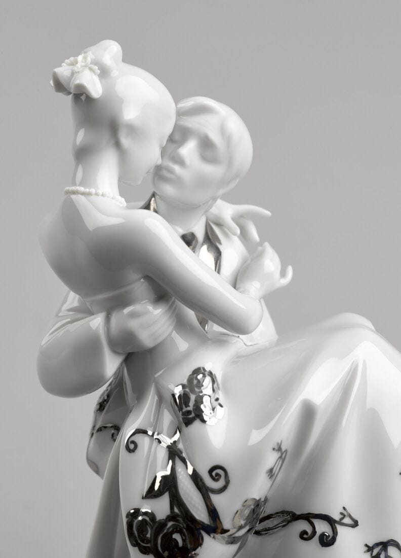 lladro Figura joven pareja El día mas feliz. Lustre plata Últimos 3 días