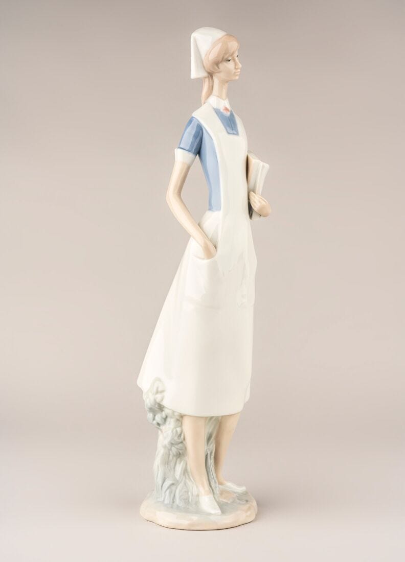 lladro Figura Enfermera Devoluciones gratuitas