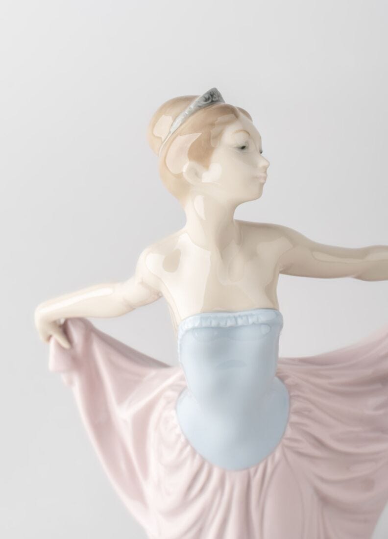 lladro Figura mujer De ensayo Ventas relámpago