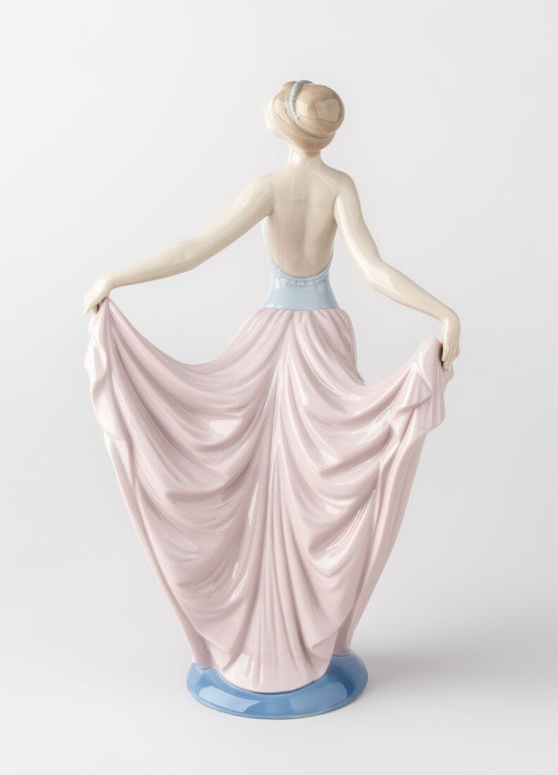 lladro Figura mujer De ensayo Ventas relámpago