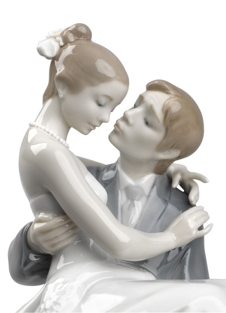 lladro Figura joven pareja El día más feliz Solo hoy