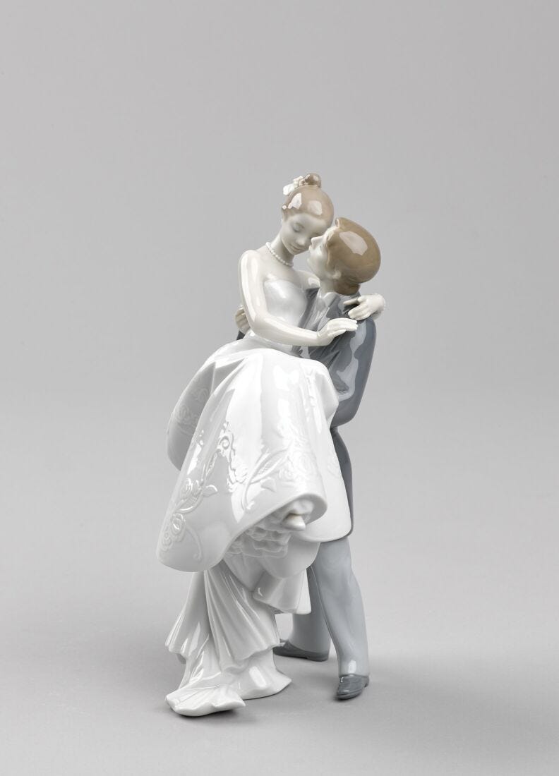 lladro Figura joven pareja El día más feliz Solo hoy