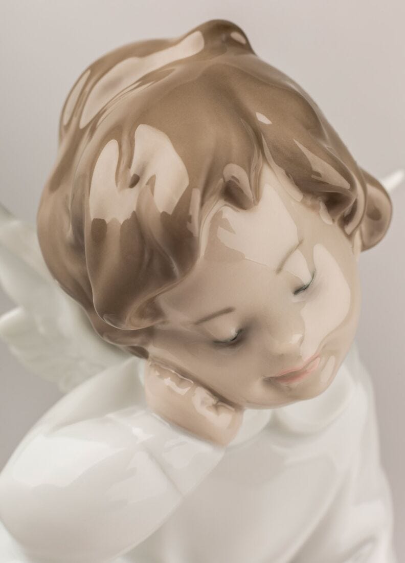 lladro Figura Ángel soñador Venta caliente