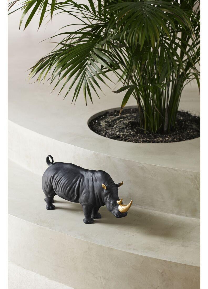 lladro Escultura Rinoceronte. Negro-dorado. Serie Limitada Promoción trimestral