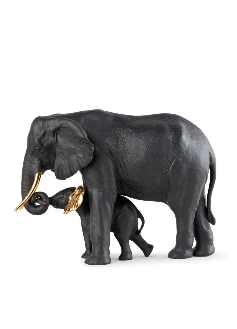 lladro Escultura Mostrando el camino. Negro y dorado. Serie Limitada Ahorra y exporta