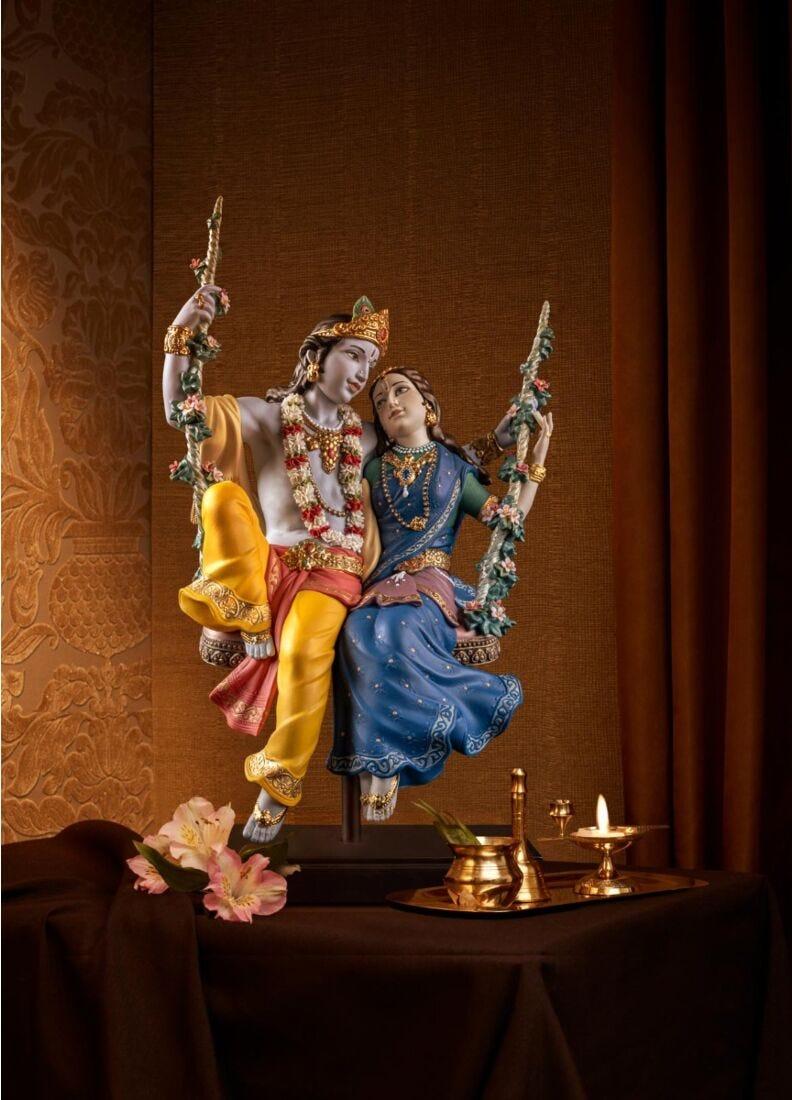 lladro Escultura Radha Krishna en columpio. Serie Limitada Ahorra y exporta