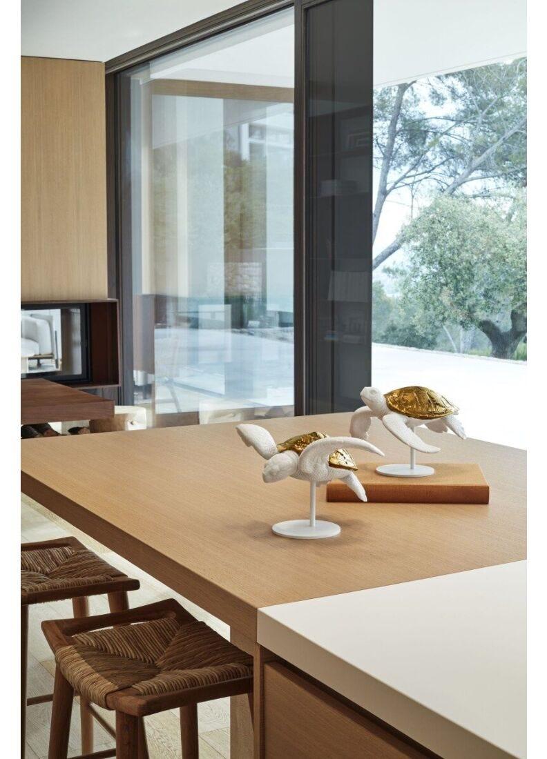 lladro Escultura Tortuga marina II (blanco – cobre) ÚLTIMAS EDICIONES