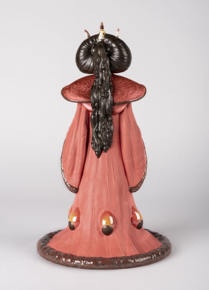 lladro Escultura La Reina Amidala™ en la Sala del Trono. Serie limitada Últimos 3 días