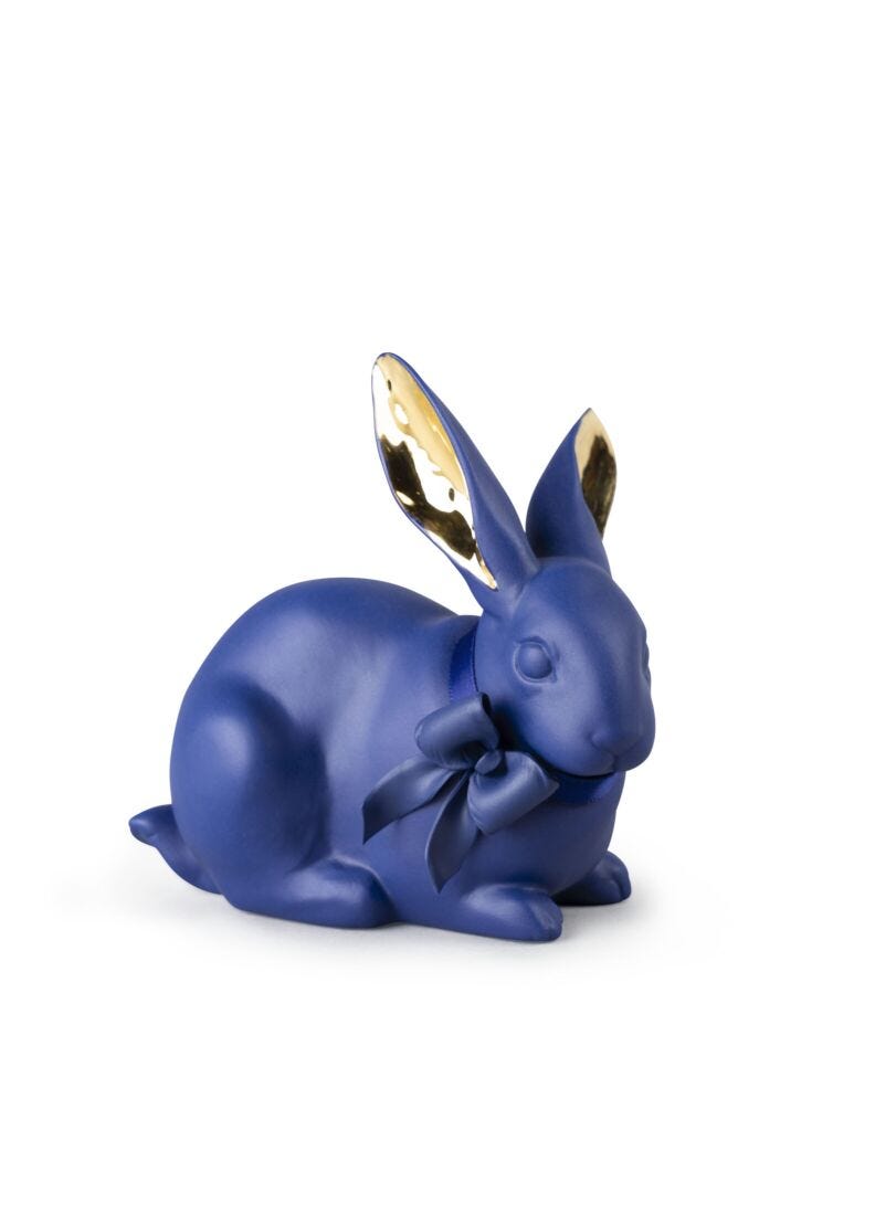 lladro Figura Conejito atento. Azul-dorado