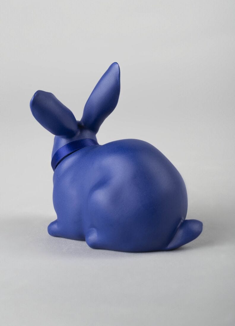 lladro Figura Conejito atento. Azul-dorado Solo queda un día