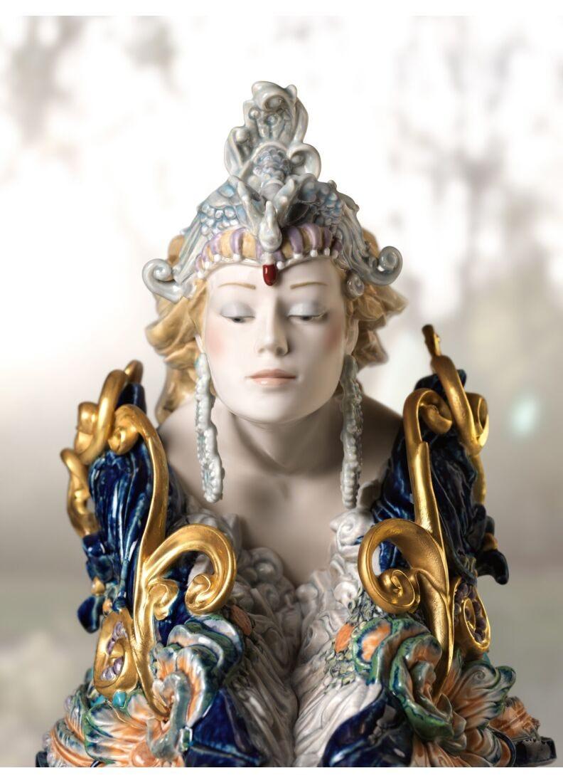 lladro Escultura mujer Belleza alada. Serie limitada 2025