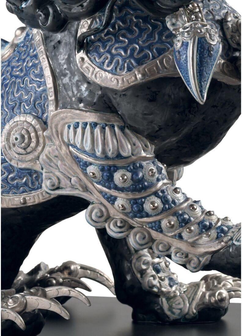 lladro Escultura León guardián. Negro. Serie limitada