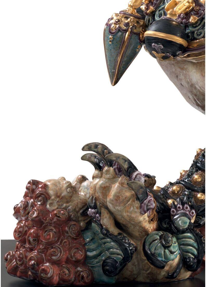 lladro Escultura Leona guardián. Rojo. Serie limitada Ofertas