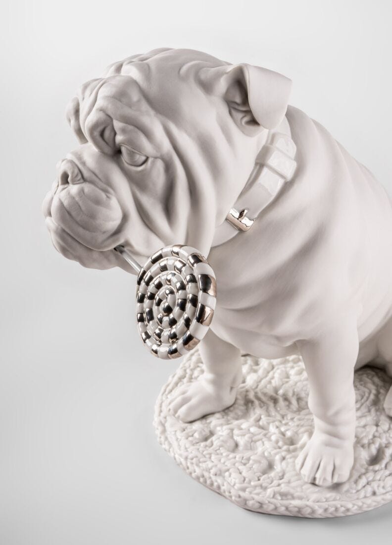 lladro Escultura Bulldog con piruleta. Re-Deco En oferta