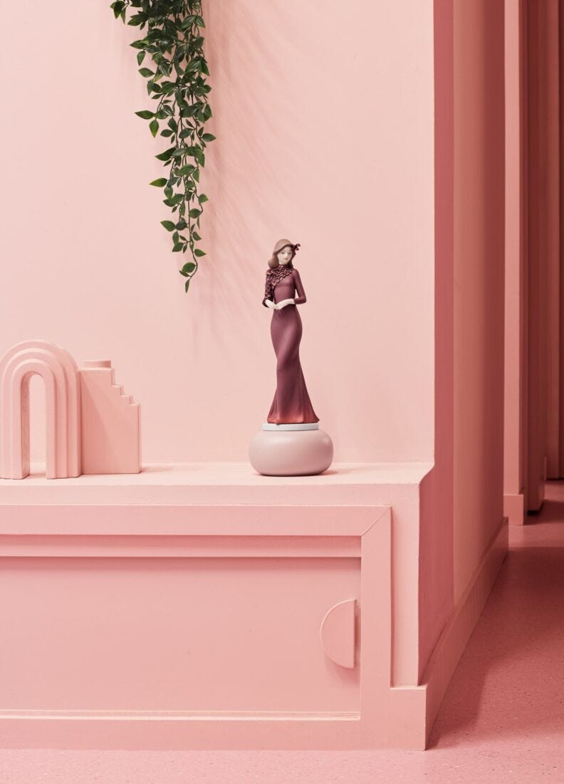 lladro Escultura Haute Allure Estilo eterno. Serie Limitada Liquidación