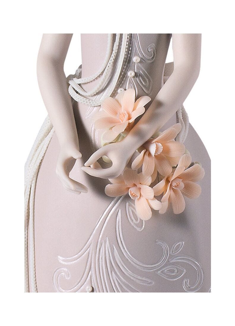 lladro Figura mujer Haute Allure Modelo exclusivo. Serie limitada Rebajas online