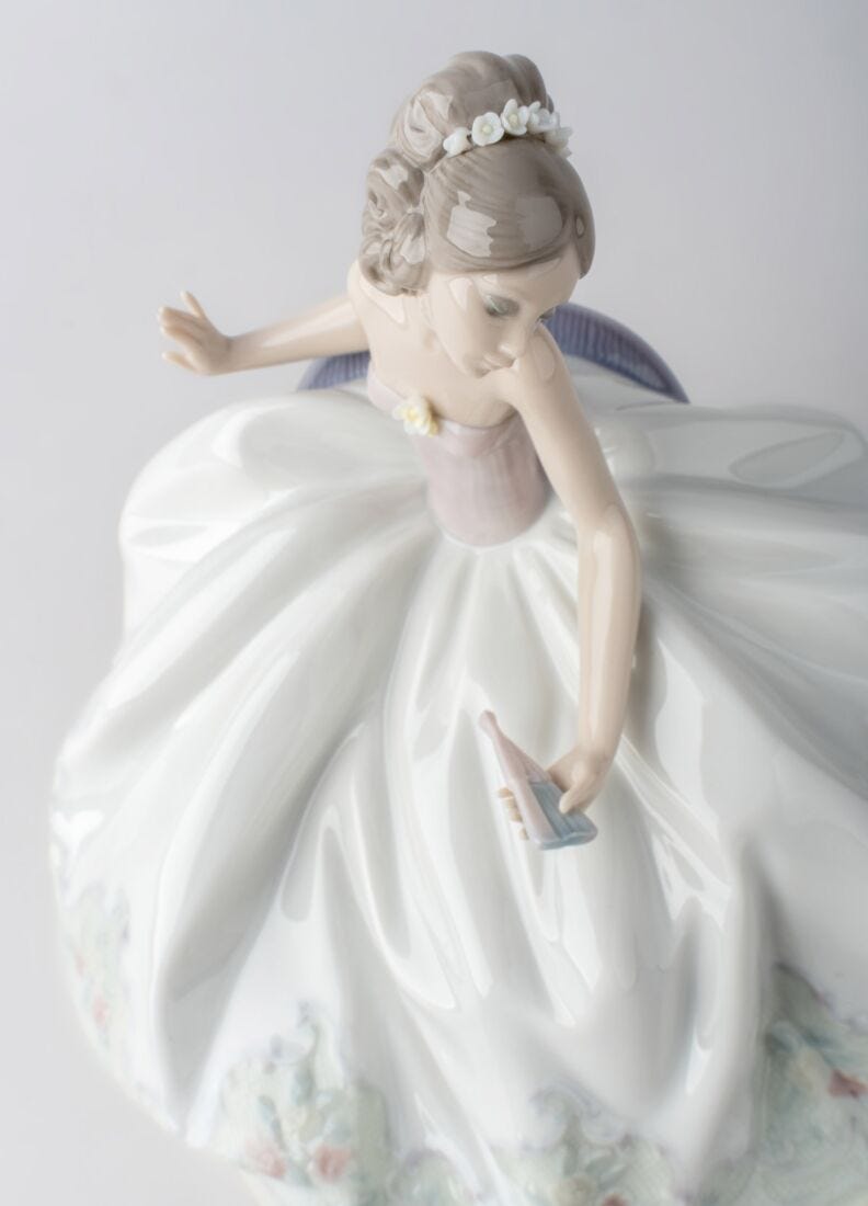 lladro Figura mujer Sentada en la fiesta Oferta especial