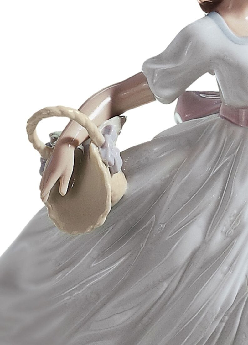 lladro Figura niña Pajaritos en la fuente Rebajas de fin de temporada