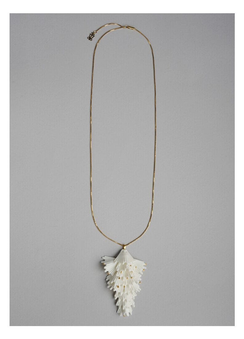 lladro Colgante alargado Actinia. Blanco y lustre oro COMPRAR AHORA