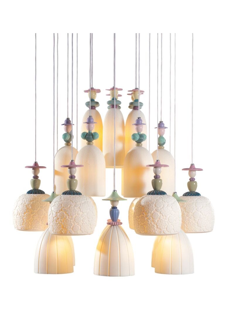 lladro Chandelier Mademoiselle Paseando entre azahar 24 luces (CE/UK/CCC) Últimos 3 días