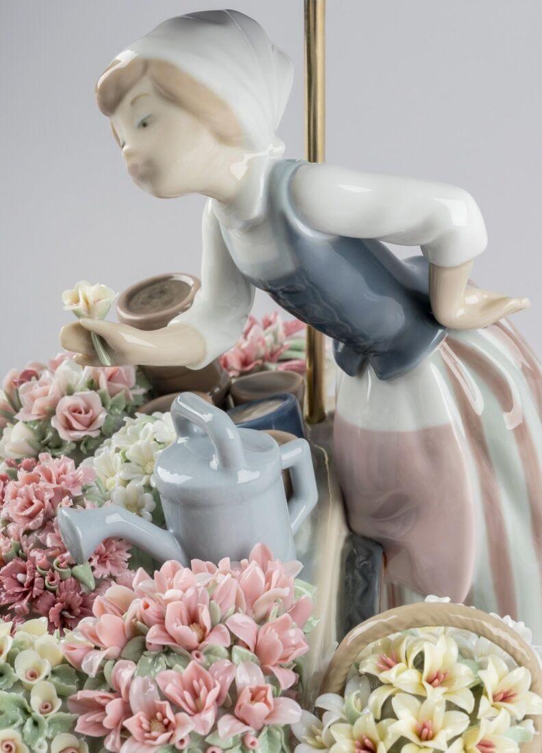 lladro Escultura mujer El puesto de flores Grandes ahorros