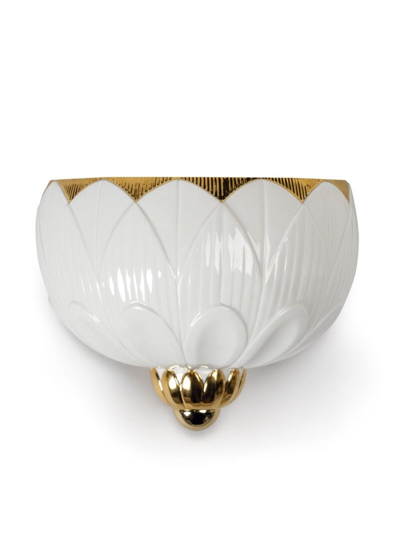 lladro Aplique de luz Ivy & Seed. Blanco y oro. (CE/UK/CCC)