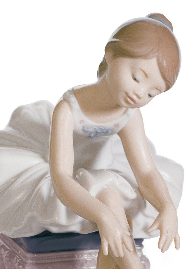lladro Figura Pequeña bailarina I COMPRAR AHORA
