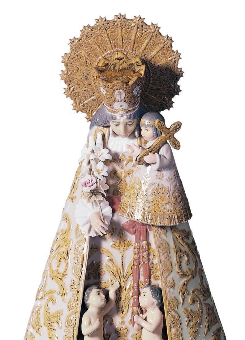 lladro Figura Virgen de los Desamparados. Serie numerada Solo hoy