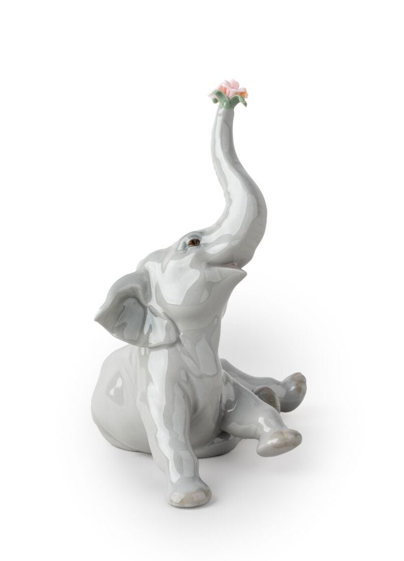 lladro Figura Elefante bebé con flor rosa Solo queda un día