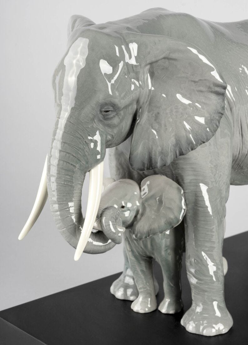 lladro Escultura elefantes Mostrando el camino Ahorra y exporta