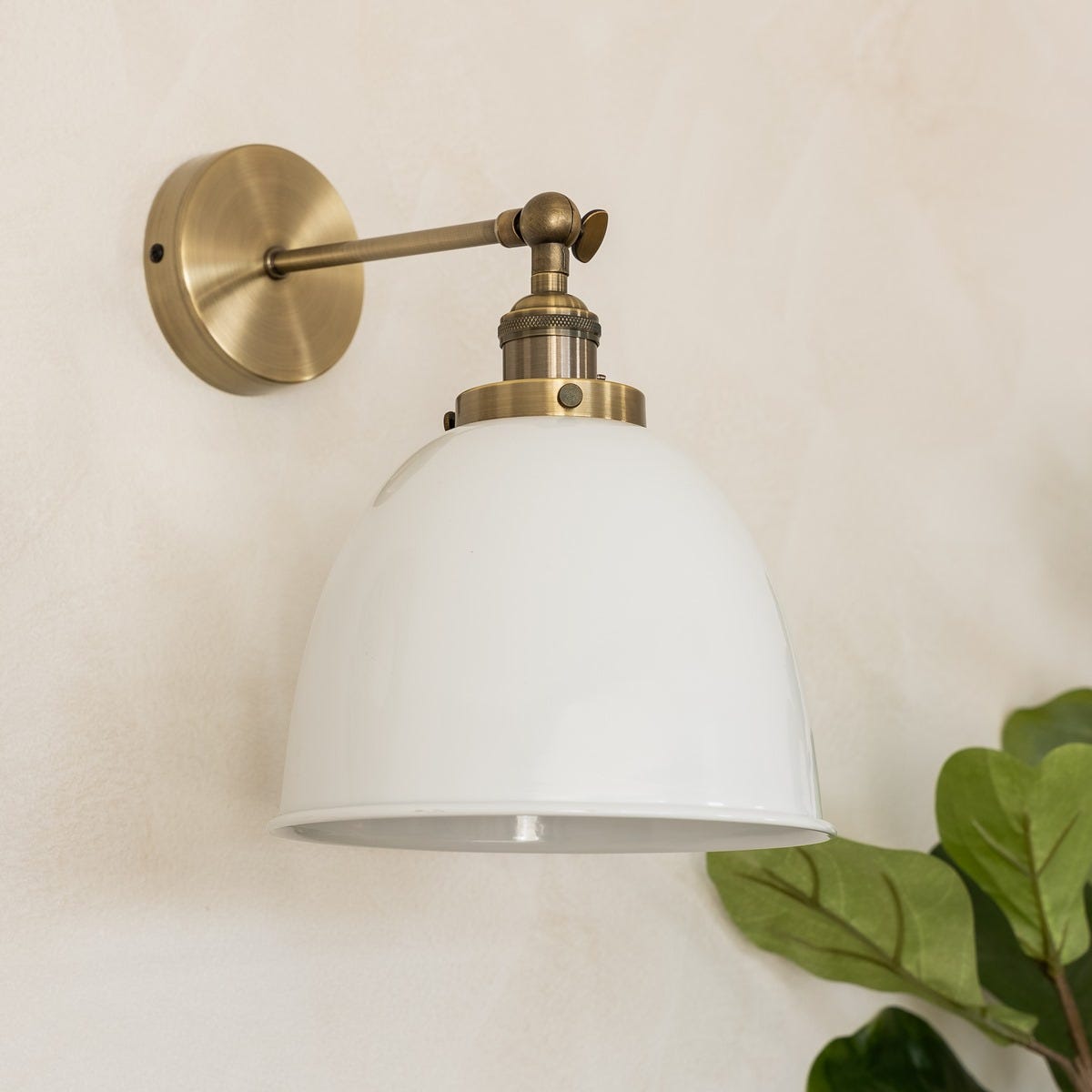 lolahome Aplique foco de metal blanco de 17x25x27 cm Último día