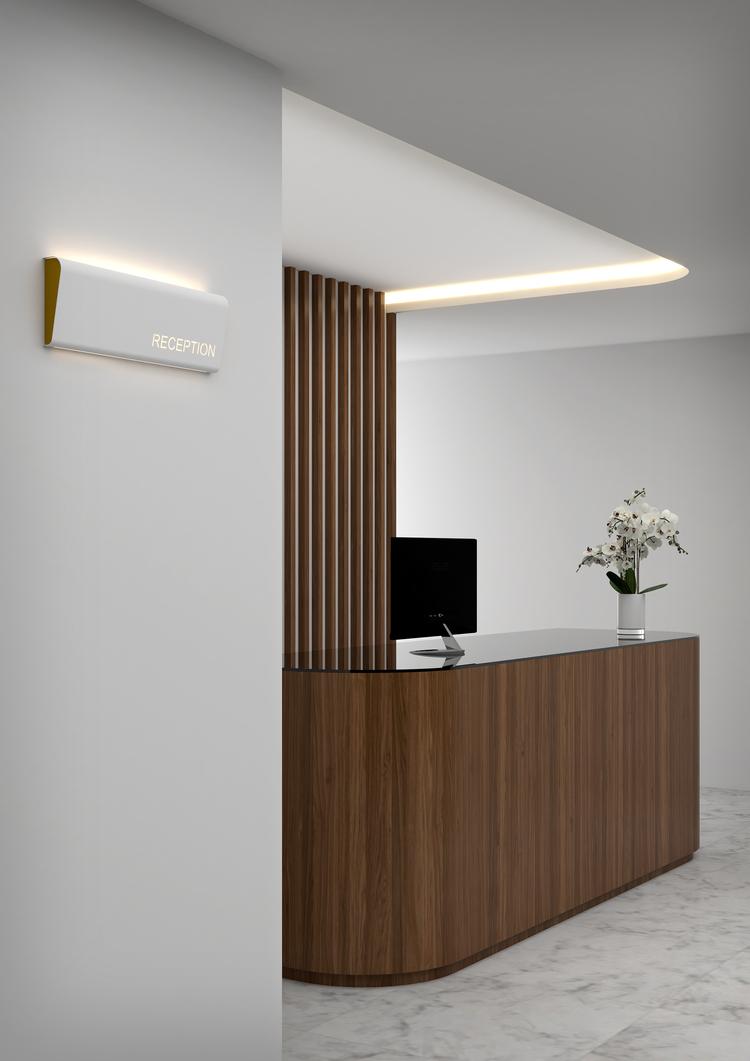 pujol iluminación A-225/60Aplique señalitica ancho600 LED 200LM Superdescuento