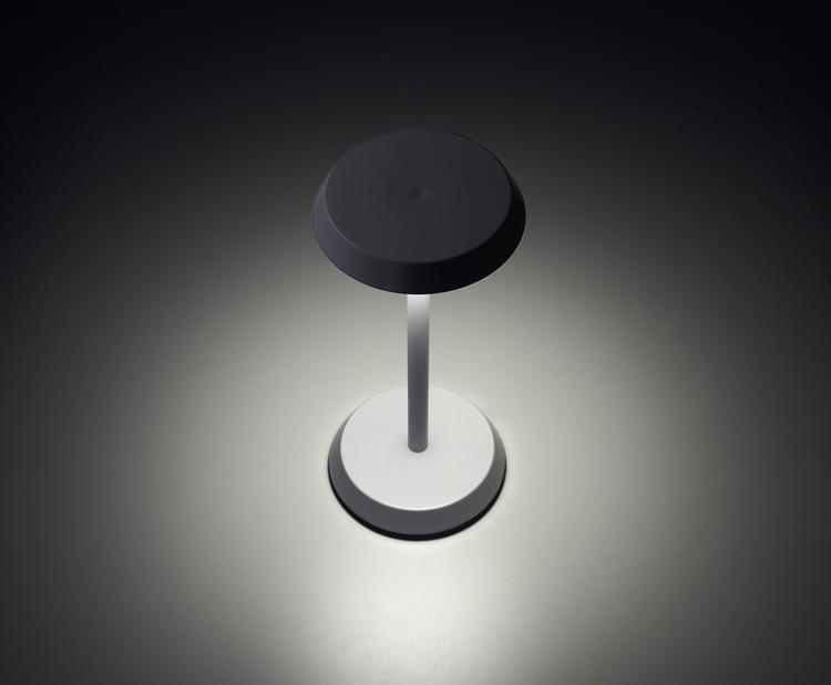 pujol iluminación PS-200Sobremesa LED con bateria 7H Grandes ahorros