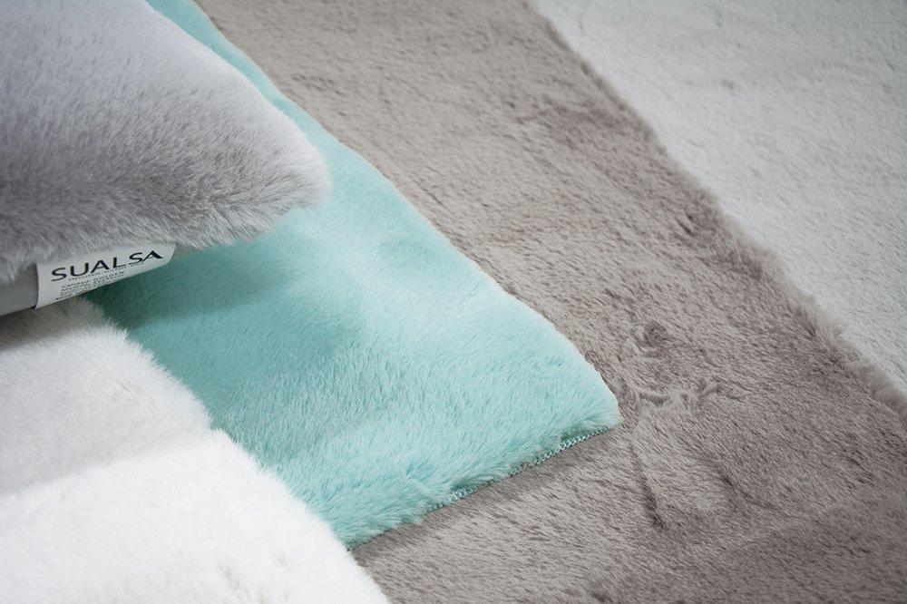 sualsa Alfombra acrílica base de goma tacto muy suave. LISO En oferta