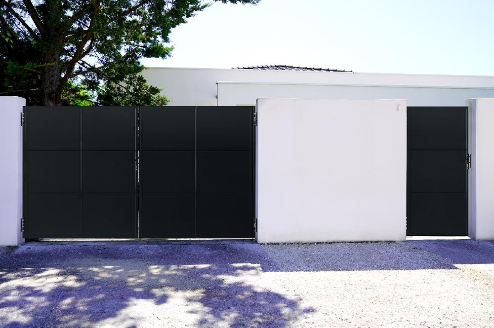Portón abatible de acero 3 5m NALI 350B200 NEGRO MATE Último día