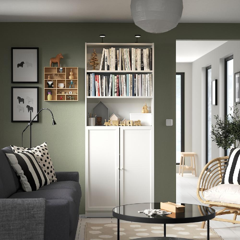 IKEA BILLY / OXBERG Librería con puertas blanco 80x30x202 cm Descuento por venta flash