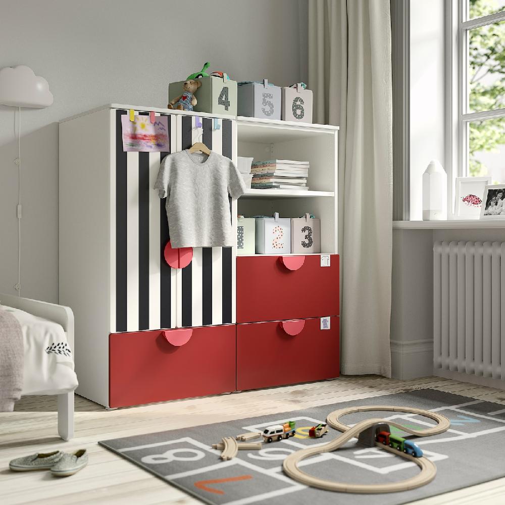 IKEA SMÅSTAD / PLATSA Combinación de almacenaje blanco rojo/raya con 3 cajones 120x57x123 cm Oferta especial de fábrica