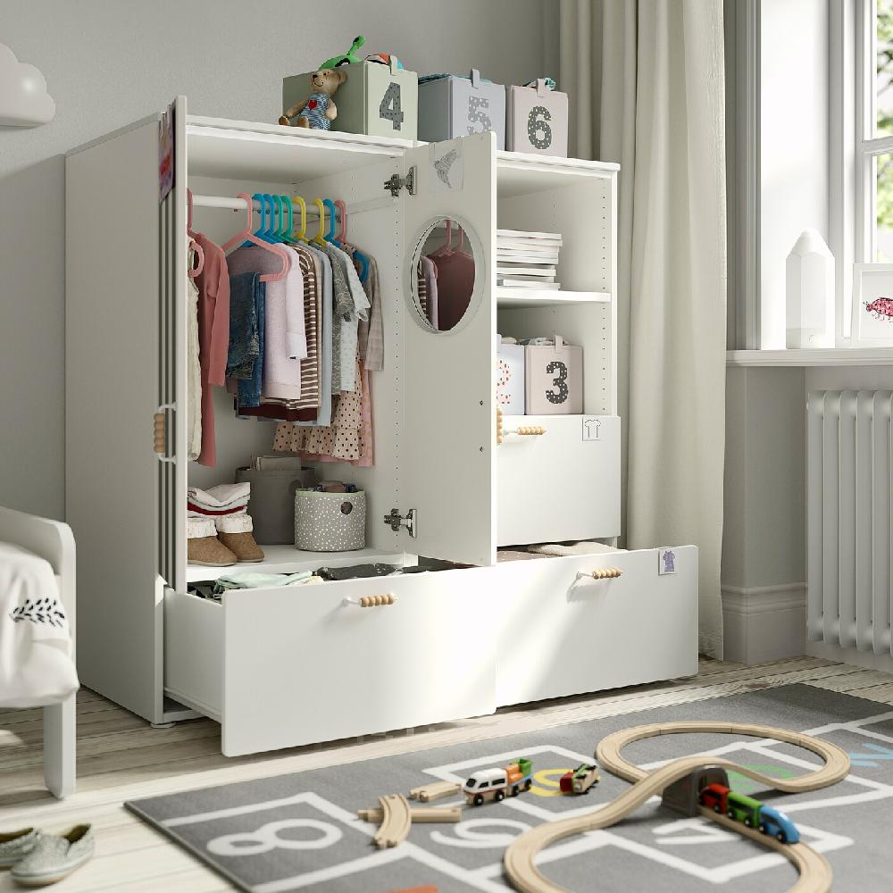 IKEA SMÅSTAD / PLATSA Combinación de almacenaje blanco rojo/raya con 3 cajones 120x57x123 cm Oferta especial de fábrica
