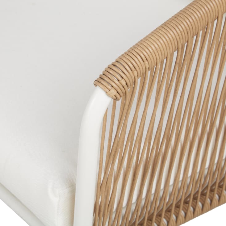 Maisons du Monde Arun - Sofá de jardín de 3 plazas de resina reciclada beige y metal blanco Envío internacional gratuito