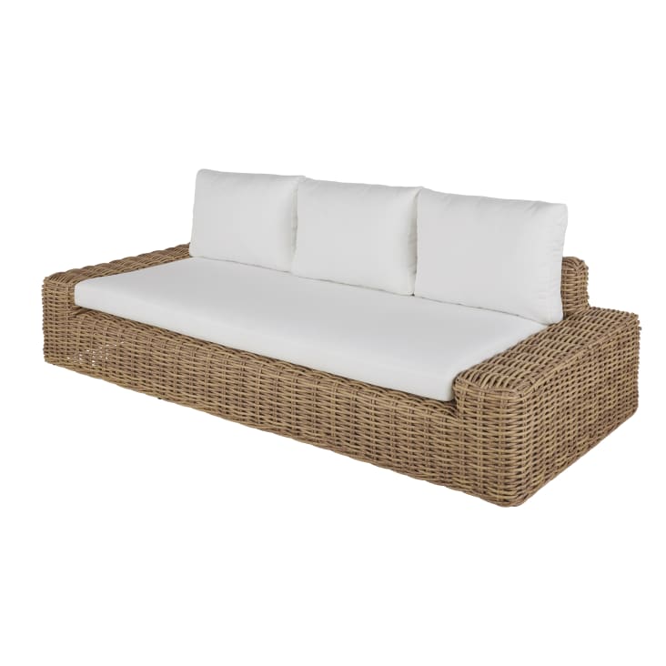 Maisons du Monde Cerrado - Sofá de jardín 3/4 plazas de resina reciclada tejida imitación ratán con cojines blancos de poliéster reciclado Ahorra y exporta