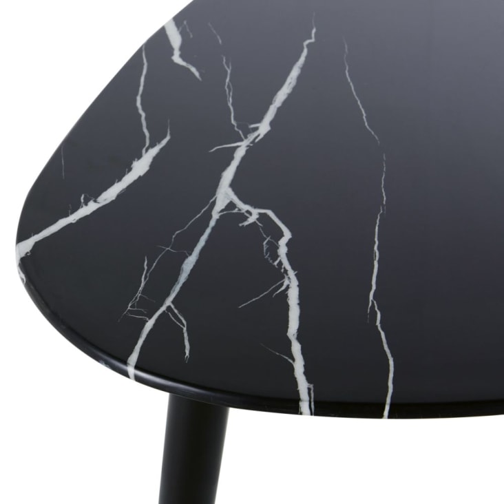 Maisons du Monde Phea - Mesa baja ovalada de cristal con efecto mármol negro y metal color latón y negro Precios de Black Friday